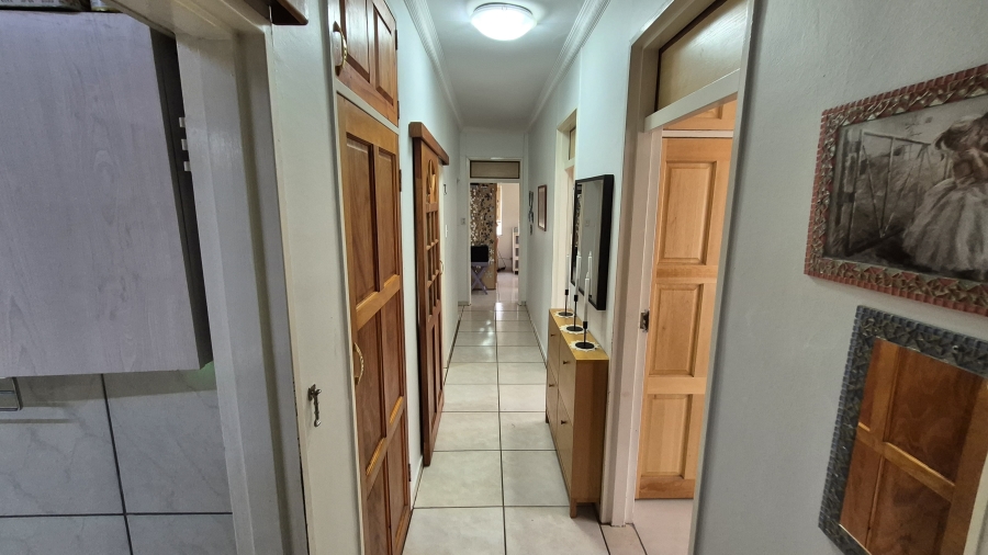 4 Bedroom Property for Sale in Lakeview Free State